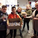 Stroopwafels Regio’72 voor voedselbank
